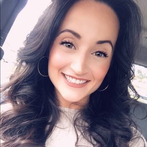 Meet your Posher, Brielle